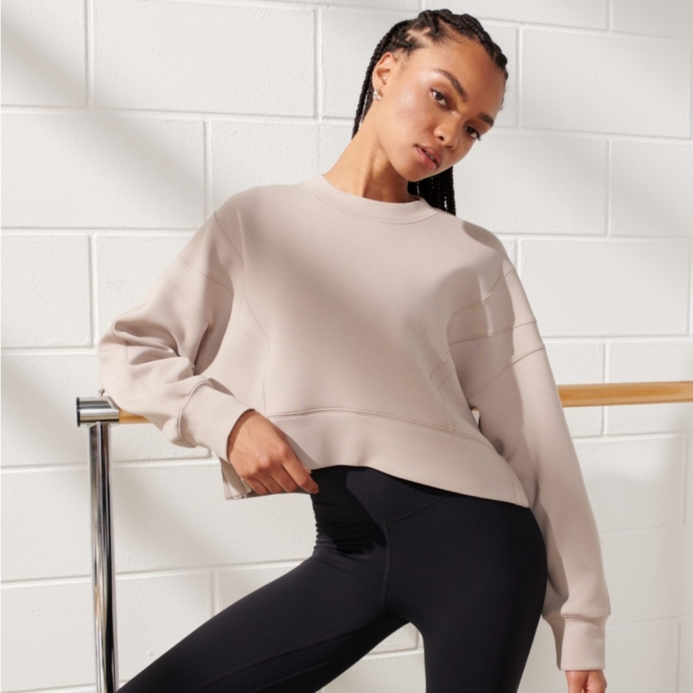 Abercrombie YBP neoKNIT Mini Crew Sweatshirt